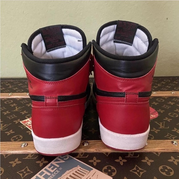 Size 11 - Jordan 1.5 The Return Black 2015 - Picture 3 of 6